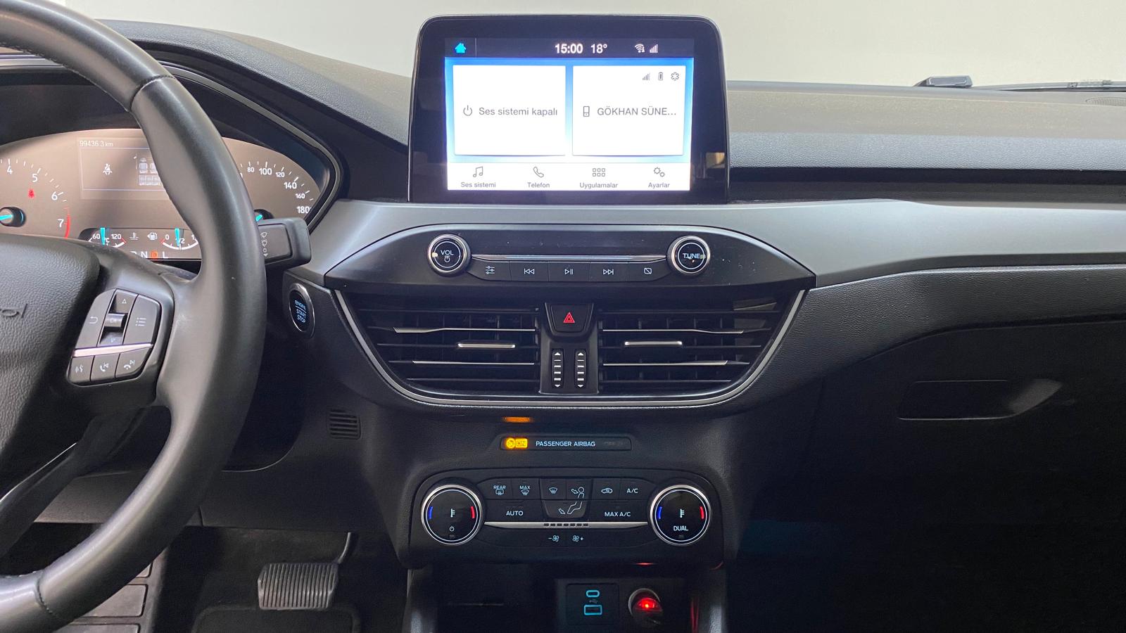 FORD FOCUS 8
